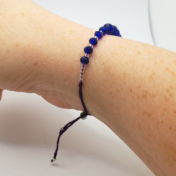 Royal Blue and Lilac Beaded Friendship Bracelet - Picture 2 of 5